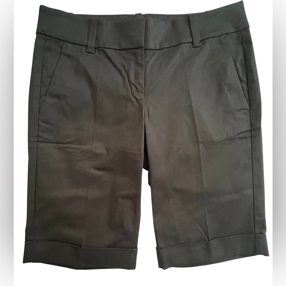 Ann Taylor Black Women's Bermuda Shorts, NWT, Size 0